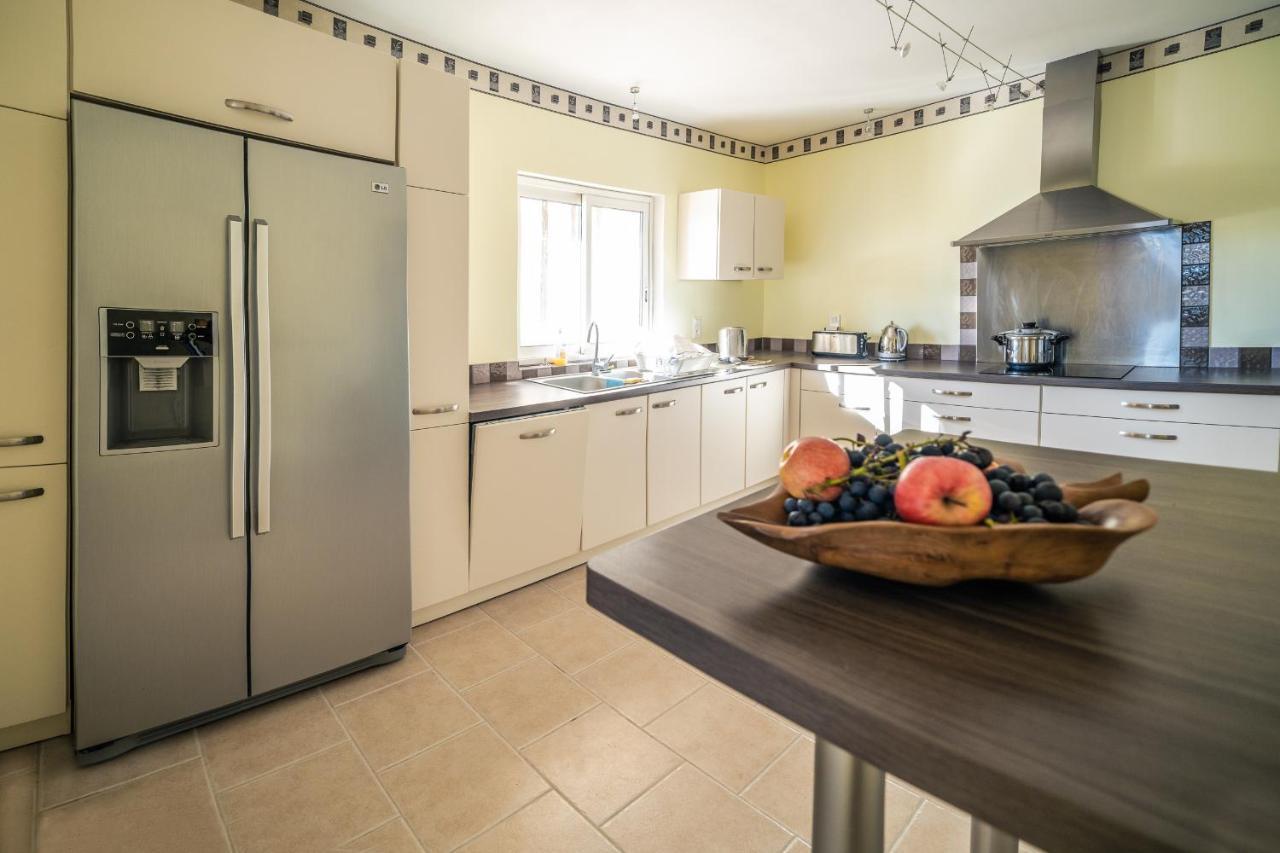 Gite "La Sainte-Croix", Traditional Provencal House For 8 People, Private Swimming-Pool, Air-Conditioner, Beautiful Scenery Vaison-la-Romaine Exteriér fotografie